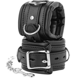12425 SOFT BLACK HANDCUFFS