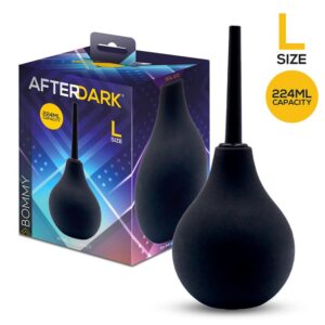 Copo menstrual BOMMY L de silicone preto, ideal para uso confortável e seguro, com capacidade de 224.